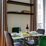 Bluestay 236 - Superbe Appartement A Paris