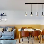 Bluestay 85 - Superbe Appartement A Paris