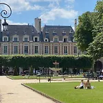 Appartement De Standing - Place Des Vosges - Cozy 2 Pieces - Une Chambre