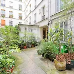 Pretty Apartment Close To Montmartre