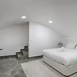 Buttes Chaumont Charming Apartment 4P