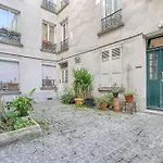 Buttes Chaumont Charming Apartment 4P