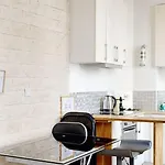 Bluestay 2 - Appartement Au Coeur De Paris