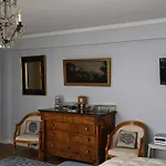 Beautiful, Very Comfortable Studio