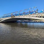 Parisiandaydreamhouseboat