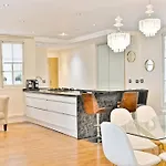 Appartement Prestigieux Et Lumineux De 150M2 - II