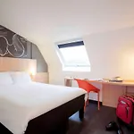 Ibis Maine Montparnasse