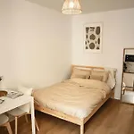 Cocon Moderne A Nation, Paris