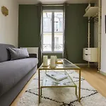 Opera District Comfortable Retreat
