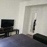Cozy Apartment In The Heart Of The 10Th