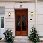 Room With An Eiffel Tower View Near St Germain Des Pres