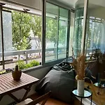 Somptueux Appartement, Vue Canal