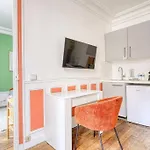 Green Apartment Paris City Center - IV