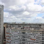 Bright Studio In The Heart Of Paris