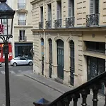 Au cœur du quartier latin : Grand loft climatisé !