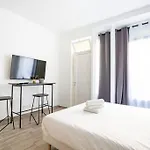 Ballu Place De Clichy Cosy Studio