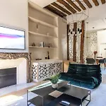 Chic 2-Bedroom Haven