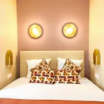 Studio Neuf Beaux Quartiers Paris 17Eme - II