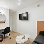 342 Suite Elena - Stunning Parisian Apartment
