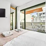 La Felicita - Studio Avec Balcon Paris - Netflix