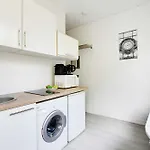 Cosy Studio In The Heart Of The Marais