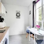 Cosy Studio In The Heart Of The Marais