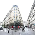 Votre Pied-A-Terre Ideal A Montmartre !