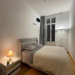 Appartement Spacieux Au Coeur Du 9 Eme Arrondissement