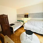 Apartments Champs Elysees Paris