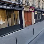 Montmartre Rue Des Martyrs Loft With Ac, 4-7 Peo