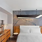 Le Meridien Etoile