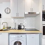 Bluestay 551 - Superb Apartment In Paris