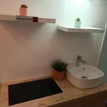 Quaint Studio Retreat For Two