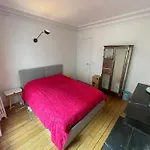 Charming And Bright Flat In A Very Convenient Area