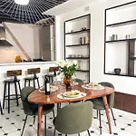 Modern & Spacious Near Le Marais
