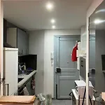 F2 Montmartre Paris 18
