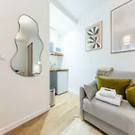Cosy Studio 2P Quai De Jemmapes