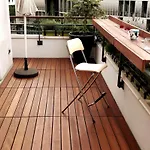 Room In Montrouge