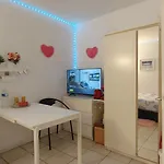Centre Villeopera, Gare St Lazare , Cozy Studio