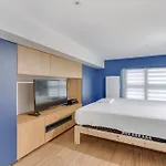 Flexliving - One Bedroom Apartment - Bretagne