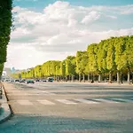 A Cocoon Just A Stone\'S Throw From The Arc De Triomphe