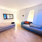 Lovely Apartment In Heart Of Paris 10 Min Walk To Louvre