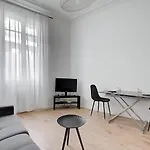 Bluestay 854 - Superb Apartment In Paris