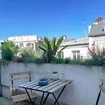 Pretty Studio Marais Bastille With Balcony