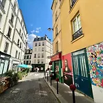 Bel Appartement En Plein Montmartre Ideal Pour 2 A 4 Personnes