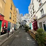 Bel Appartement En Plein Montmartre Ideal Pour 2 A 4 Personnes