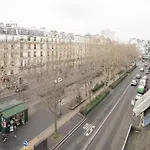 Studio Parisien Face Metro - Paris 9 - 2P - Flat-Guest