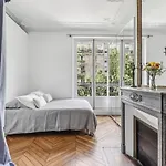 Le Palace Sacre Coeur By Ecoflats