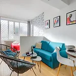 Bluestay 48 - Superb Apartment In Paris