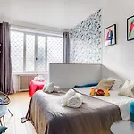 Bluestay 48 - Superb Apartment In Paris
